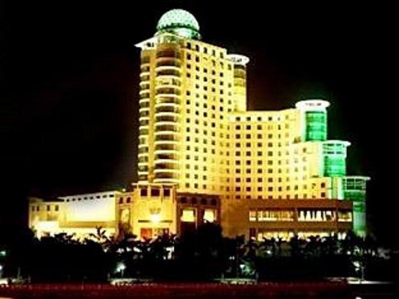 Guangxi Wharton International Hotel Нанинг Екстериор снимка