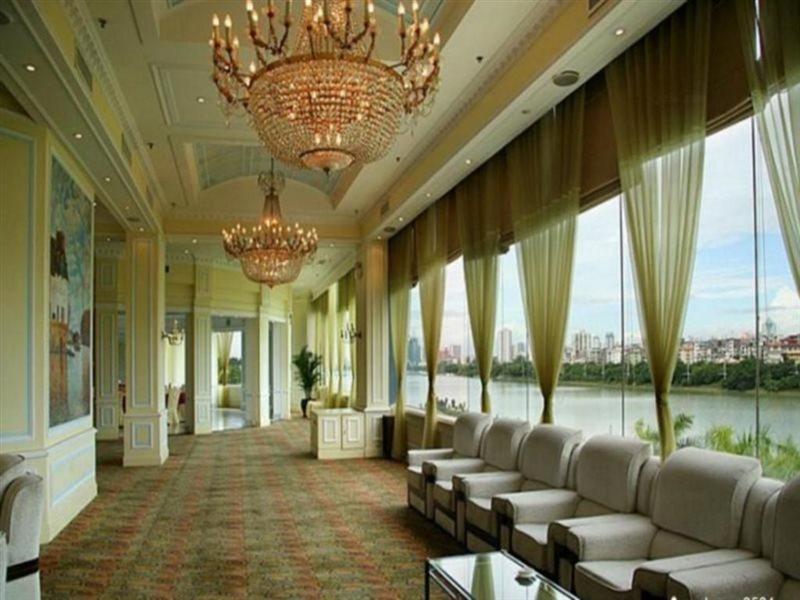 Guangxi Wharton International Hotel Нанинг Екстериор снимка