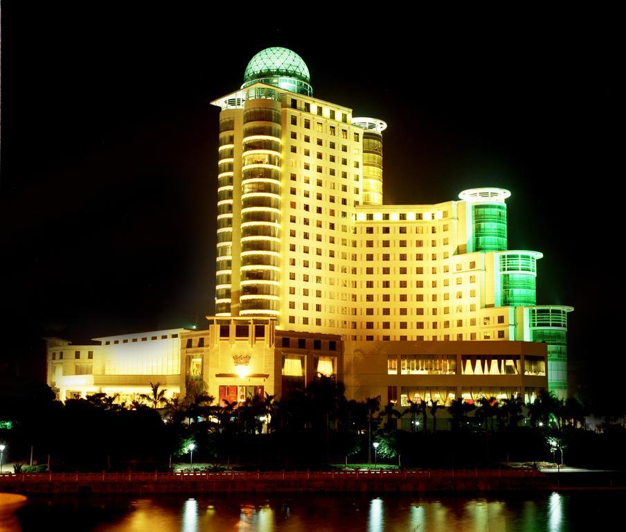 Guangxi Wharton International Hotel Нанинг Екстериор снимка